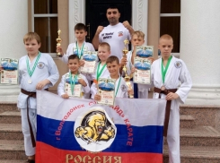 Каратисты из Волгодонска привезли домой девять медалей с Международных соревнований