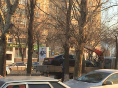 В Волгодонске нарушителей парковки и любителей бросить машину возле остановки будут штрафовать 