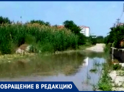  «Дорога залита, движение перекрыто»: волгодонец о порыве на Октябрьском шоссе