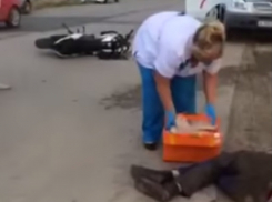 20-летней волгодончанке, разбившейся на мотоцикле в районе спецпричала, сделали трепанацию черепа