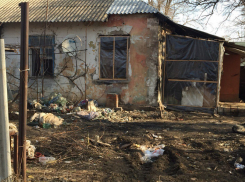 В Волгодонске малышку из полусгоревшего дома на Морской забрали в «Аистенок».ВИДЕО