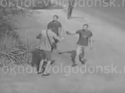 Зверское избиение волгодонца пьяной толпой попало на видео