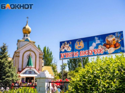 Дополнительные автобусы повезут волгодонцев  на кладбища на Радоницу и Красную Горку