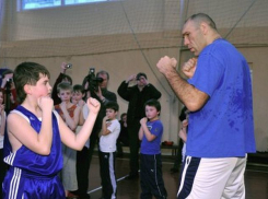 Николай Валуев проведет мастер-класс по боксу в Волгодонске