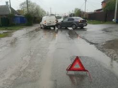 Пожилой водитель за рулем «Митсубиси» спровоцировал аварию в Старо-Соленом