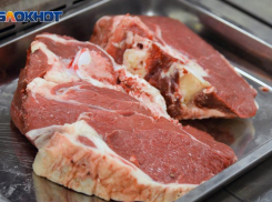 Мясо с измененным сроком годности поставляли в садики и школы Ростовской области из Цимлянска