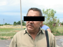 В Волгодонске доведеный до отчаяния работник птицефабрики ворвался в отдел кадров с топором 