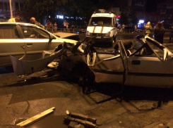 Жуткая авария с пятью автомобилями произошла в Волгодонске в районе вокзала