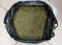 В Мартыновке у дедушки нашли килограмм марихуаны 