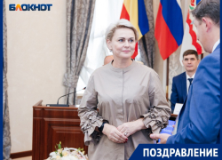 Депутат Волгодонской Думы Татьяна Недоступенко отмечает юбилей