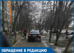 Водитель Тойоты решил проехать по пешеходной дорожке в Волгодонске
