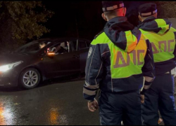 Пьяные за рулем, лихачи и тонировка: рейд ГАИ в Волгодонске и окрестностях выявил более 100 нарушений за три дня 