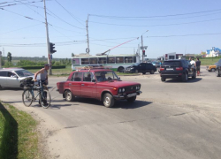 В Волгодонске столкнулись «BMW X5» и «Toyota Corolla»