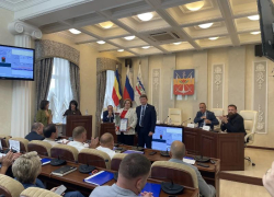 Новые правила для торговых павильонов и будущее лагеря «Ивушка»: итоги сентябрьского заседания Волгодонской Думы