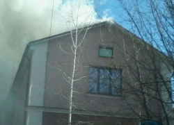 В Волгодонске на дачах сгорела баня