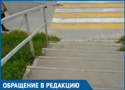 Молодая мама возмущена отсутствием пандусов на улице Степная в Волгодонске