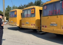 ГАИ Волгодонска проверила школьные автобусы перед началом учебного года