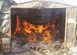 В Волгодонске на Морской выгорел гараж