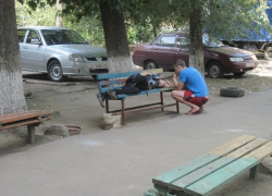 В Волгодонске на лавочке умер пожилой мужчина