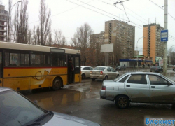 В Волгодонске за два часа произошло два ДТП с участием пассажирского транспорта