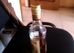 В Волгодонске парень решил произвести на девушку впечатление кражей дорогого коньяка и виски