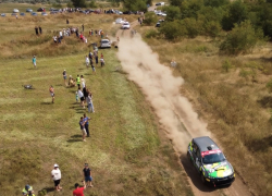 Жара, пыль, скорость и драйв: в Цимлянске впервые прошел этап ралли «Донские просторы»