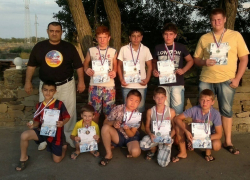 Волгодонские самбисты привезли 12 медалей с первенства в Таганроге