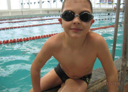 Сильнейшие пловцы Волгодонска вышли на эстафету «Деда Мороза»