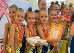 Россыпь наград завоевали волгодонские гимнастки в соревнованиях по художественной гимнастике 