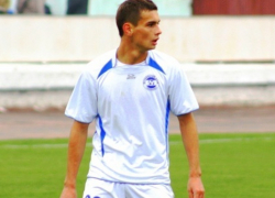 Нападающий Александр Чернявский вернулся в ФК «Маяк»