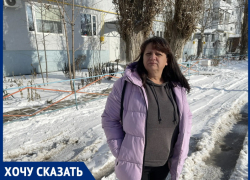 Дом у озера: жильцы многоэтажки по улице Пионерская, 140 десять лет страдают от потопа во дворе