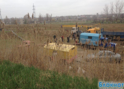 В Волгодонске на коллекторе К-7 сегодня вскроют обвалившийся колодец