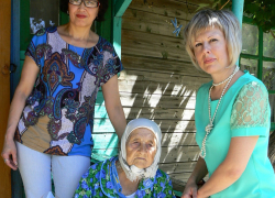 В Дубовском районе в день матери вспомнили о дубовчанке, которая старше района на 5 лет