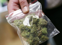 В Волгодонске возле вокзала поймали горожанина с марихуаной