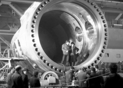 45 лет назад в Волгодонске сделали доставшийся украинцам первый корпус ядерного реактора