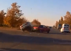 Читатель «Блокнота» прислал запись ДТП, которое произошло на его глазах 