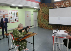 В центре военно-патриотического воспитания Волгодонска до сих пор нет настоящего учебного оружия