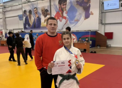 Юная спортсменка из Волгодонска триумфально взяла золото на Всероссийских соревнованиях по дзюдо