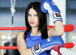Волгодончанка Екатерина Пинигина не оставила шансов ирландке в поединке на ЧЕ по боксу