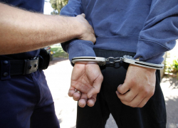 На ж/д переходе станции "Волгодонск" задержали мужчину со 100 граммами марихуаны 