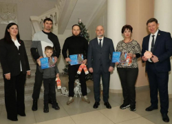 Власти Волгодонска и Цимлянска присоединились к акции «Ёлка желаний»