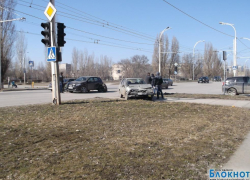 На перекрестке Энтузиастов и Гагарина опять произошло ДТП