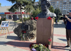 87 лет со дня рождения: в Волгодонске почтили память Александра Тягливого