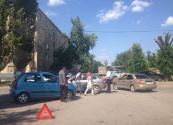В Волгодонске незначительное ДТП перекрыло движение на Горького - читатель