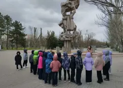 Победную экскурсию в парке провели для школьников Волгодонска