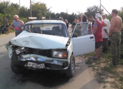 В Волгодонске пьяная автоледи на «Киа» протаранила старенькую «пятерку» с дачниками