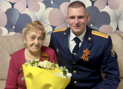 СК удалось отбить квартиру уроженки блокадного Ленинграда в Константиновске от ареста судебных приставов 