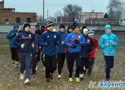 В ФК «Маяк» возвращаются футболисты