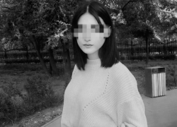 Друзья 15-летней волгодончанки, погибшей после падения с высотки, не верят в трагическую случайность