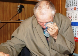 В Морозовске бывшая уголовница средь бела дня ограбила 84-летнего пенсионера